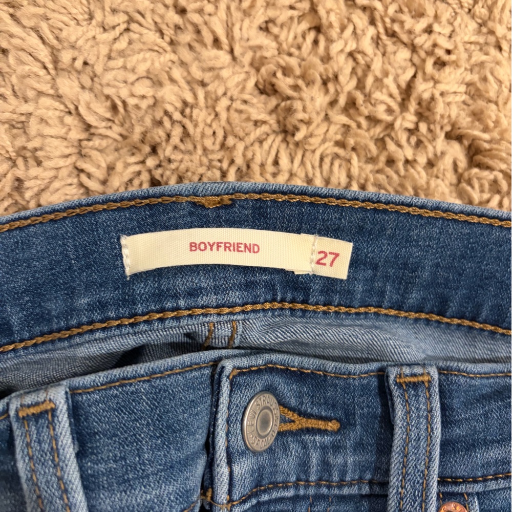 Levi’s Boyfriend Jeans Size 27 Distressed Medium Wash - Picture 4 of 4